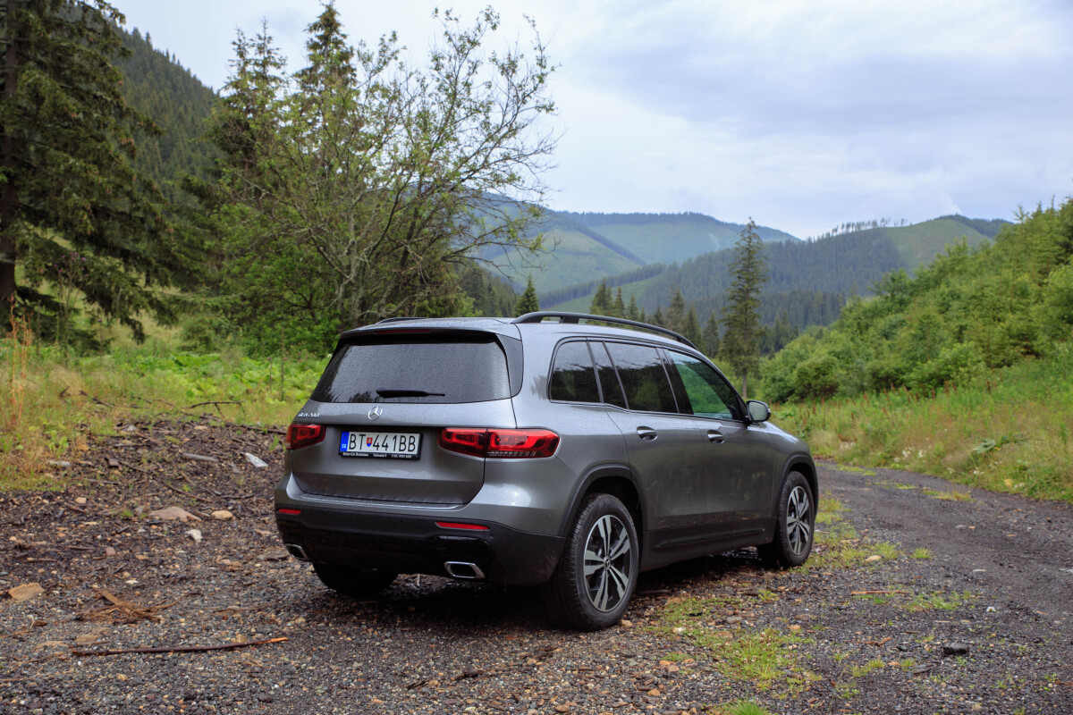 mercerdes glb 200