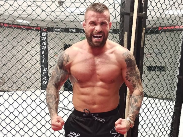 Karlos Vémola
