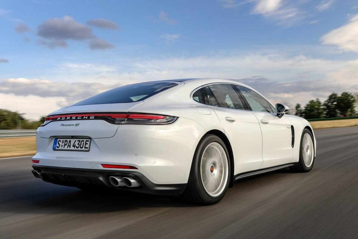 Porsche Panamera 4S E-Hybrid - 2021
