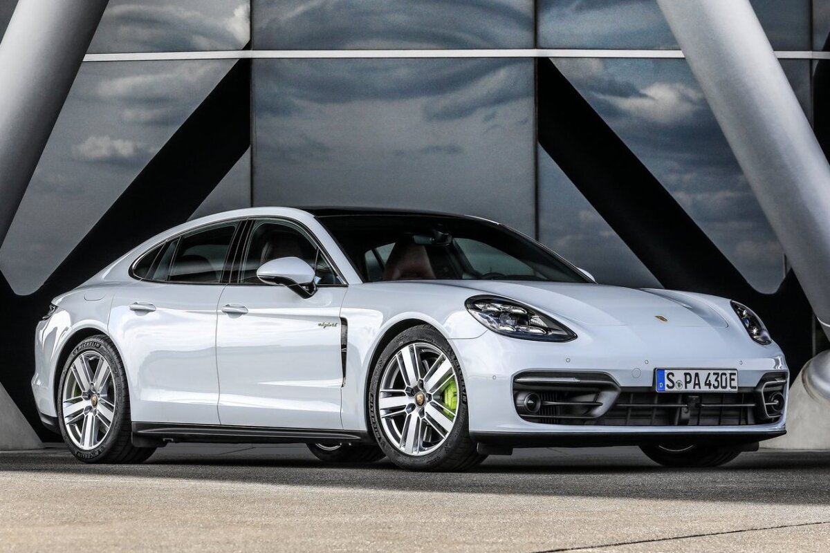 Porsche Panamera 4S E-Hybrid - 2021
