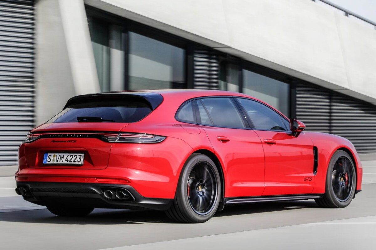 Porsche Panamera GTS Sport Turismo - 2021