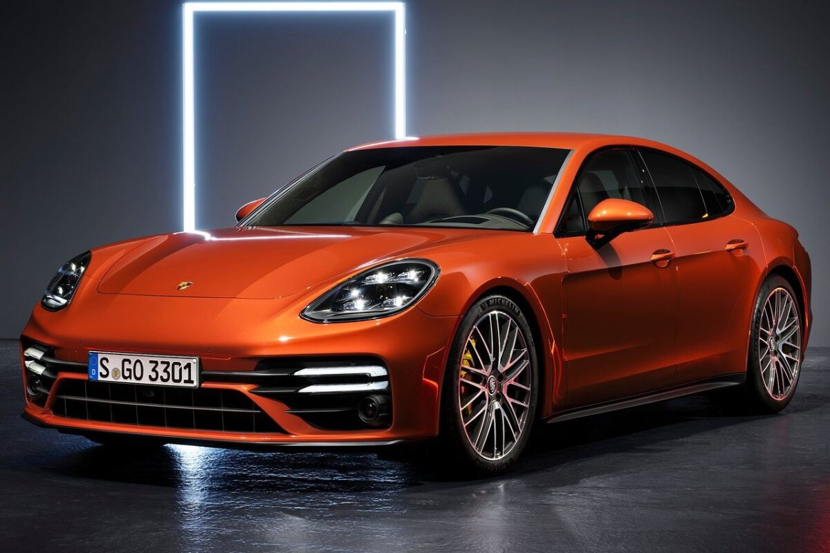 Porsche Panamera Turbo S - 2021