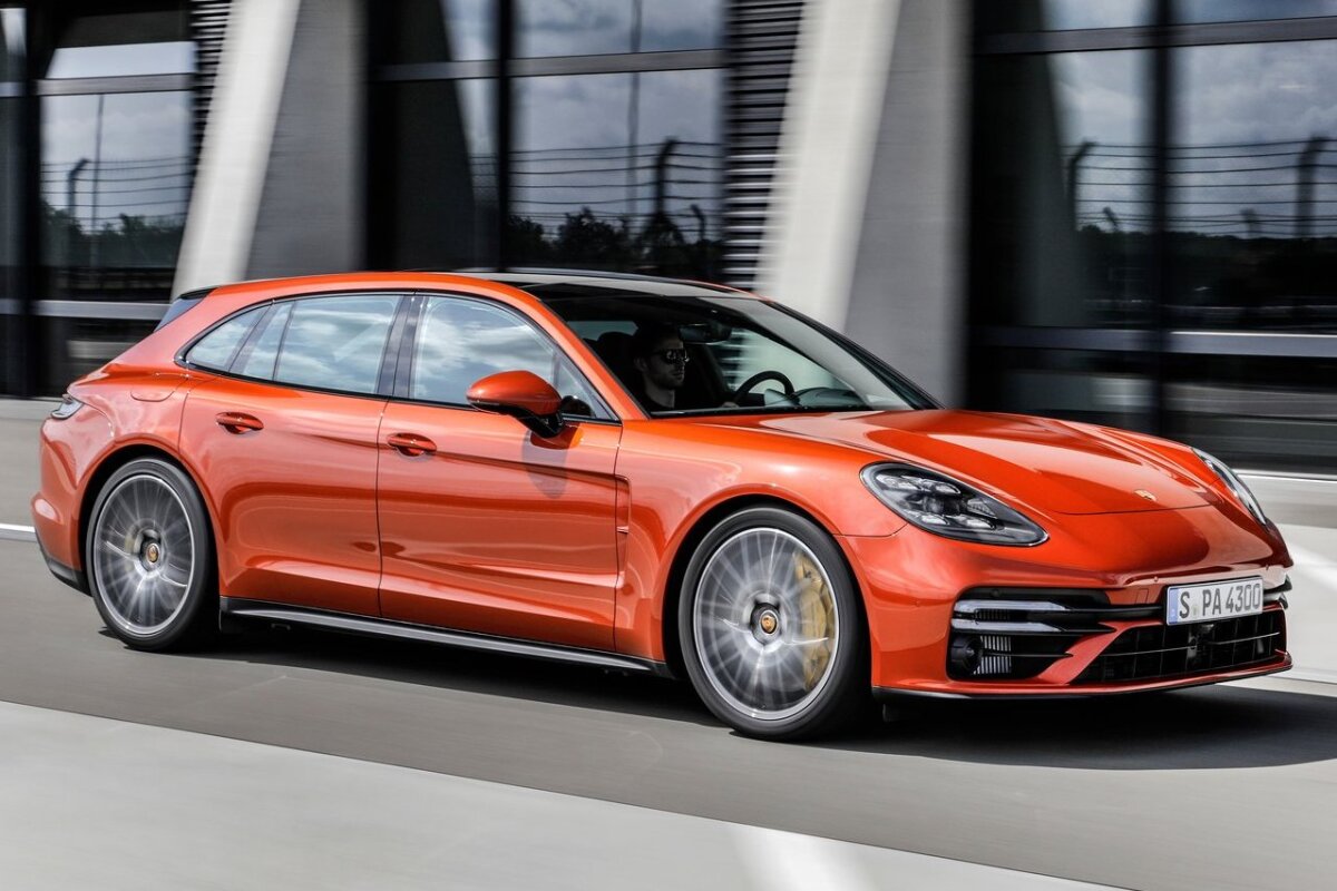 Porsche Panamera Turbo S Sport Turismo - 2021