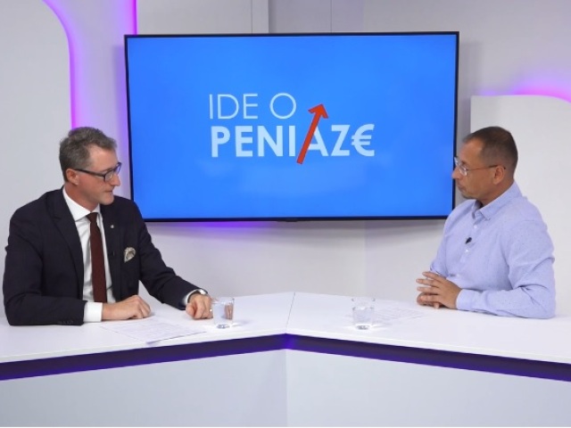 Marián Búlik, Ide o peniaze