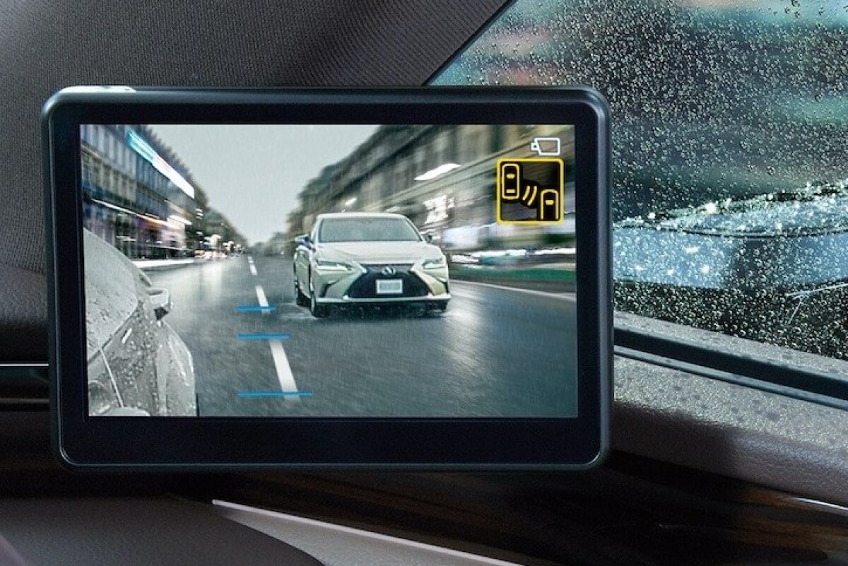 Lexus ES - digitálne zrkadlá