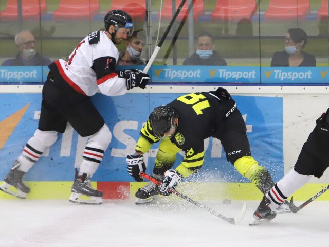 Josh Winquiest, Jakub Žilka