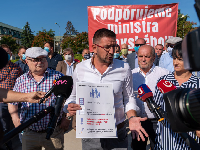 protest farmári