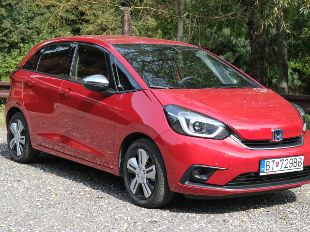 Honda Jazz 1,5 e:HEV - test 2020