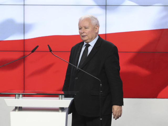 Jaroslaw Kaczynski, Poľsko, koaličná dohoda