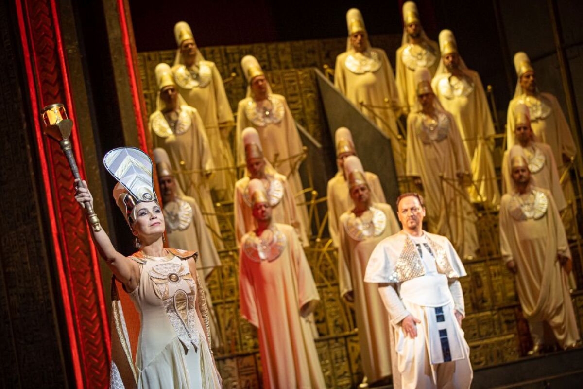 SND AIDA Terezia Kruzliakova  Amneris   Michal Lehotsky  Radames  FOTO Zdenko Hanout  2