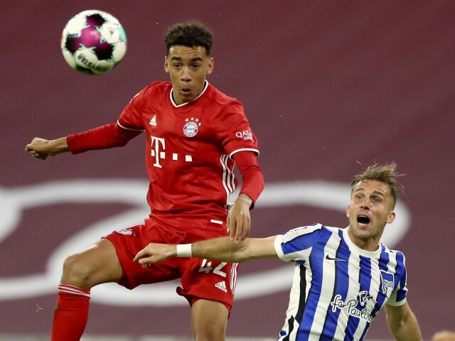 Peter Pekarík, Jamal Musial