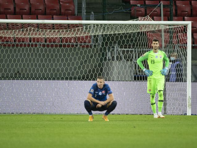 Denis Vavro, Dominik Greif