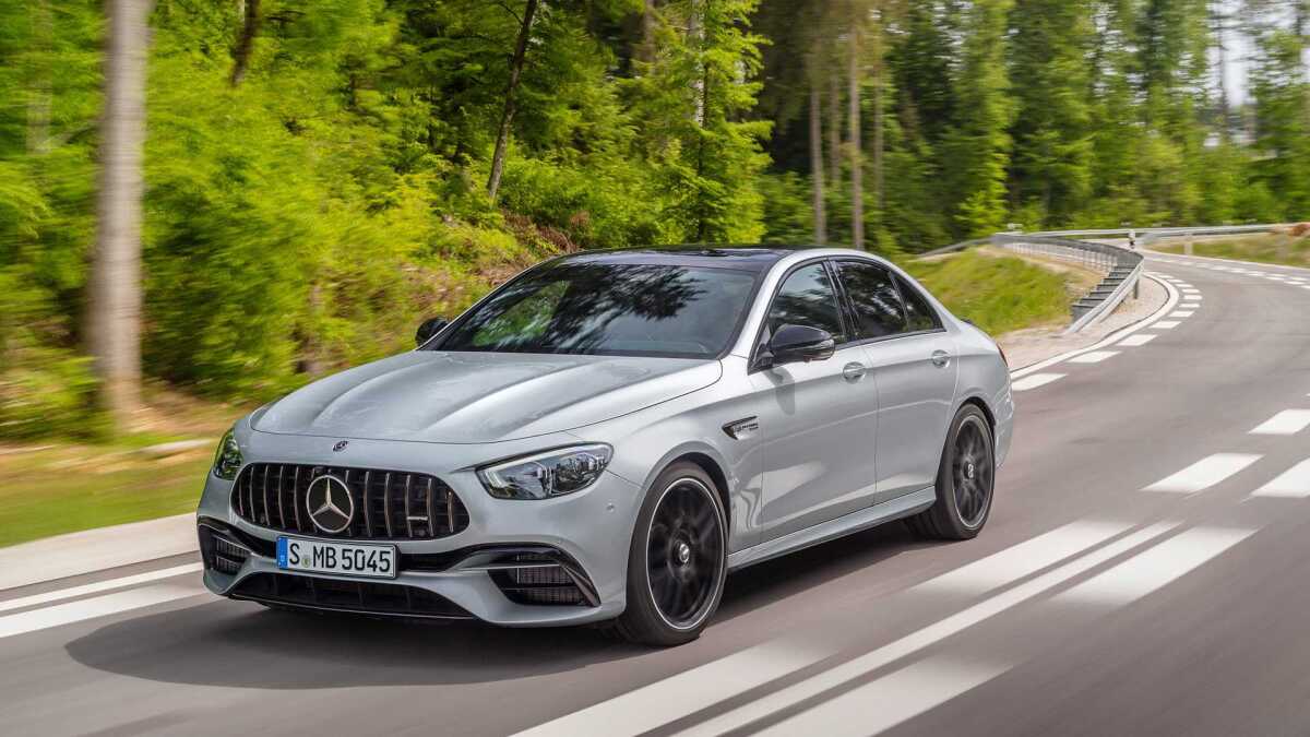 2020-mercedes-amg-e-63-limousine  20 