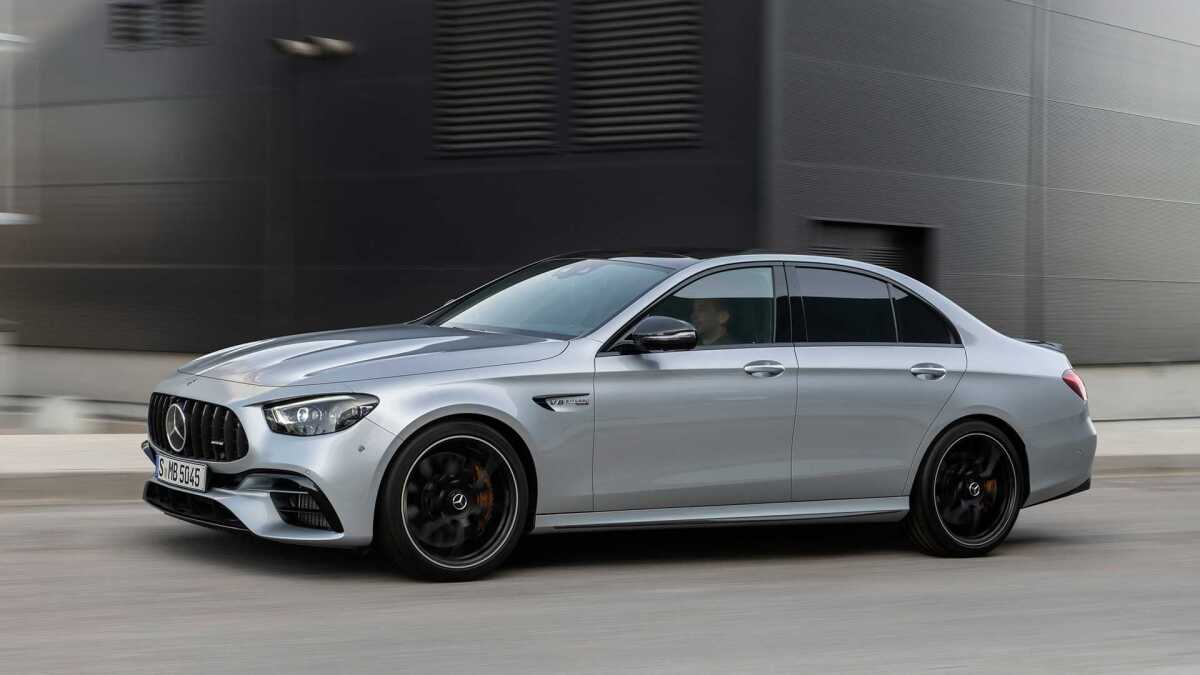 2020-mercedes-amg-e-63-limousine  3 