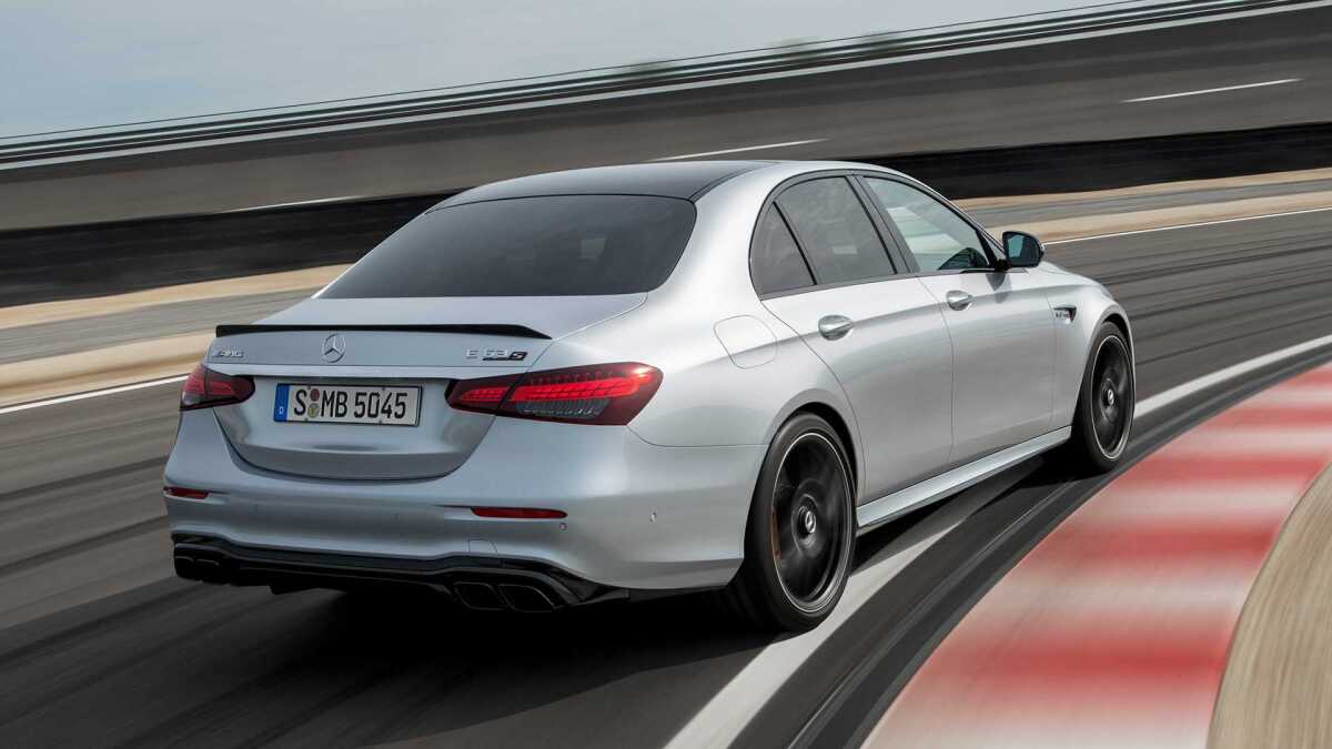 2020-mercedes-amg-e-63-limousine  4 