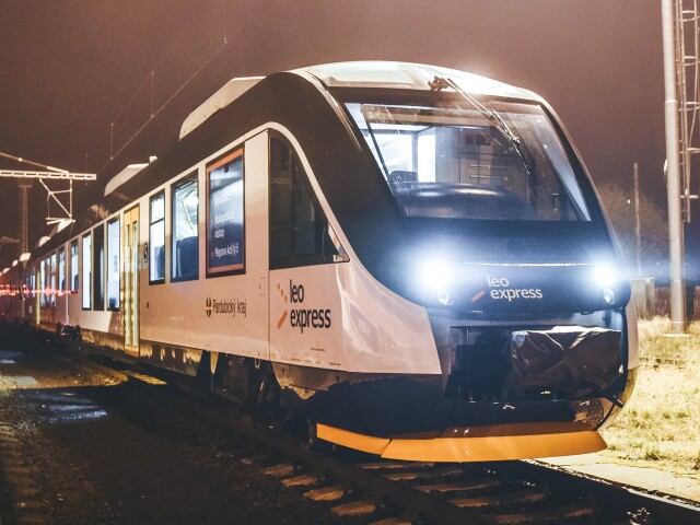 leo express