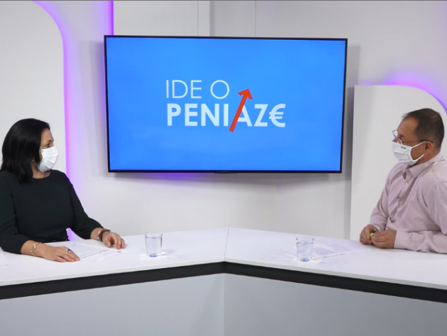 Sylvia Ďatelinková, Ide o peniaze