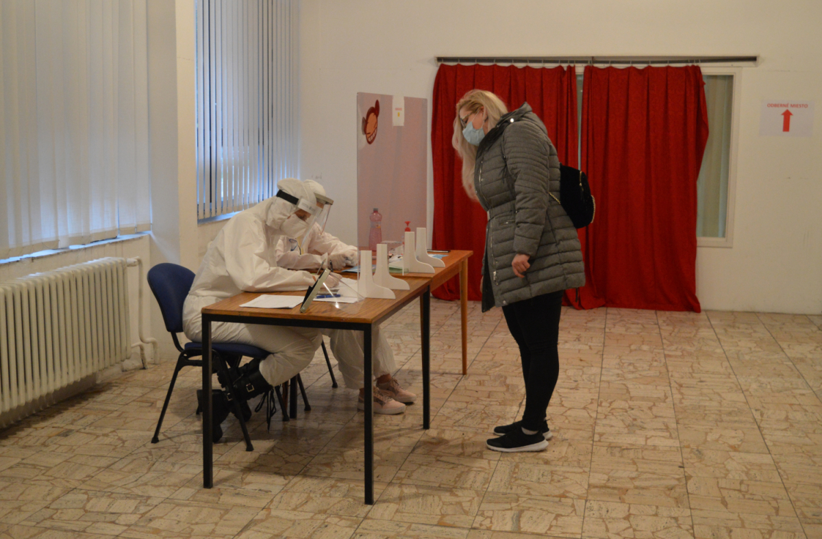 Celoplošné testovanie / Koronavírus /
