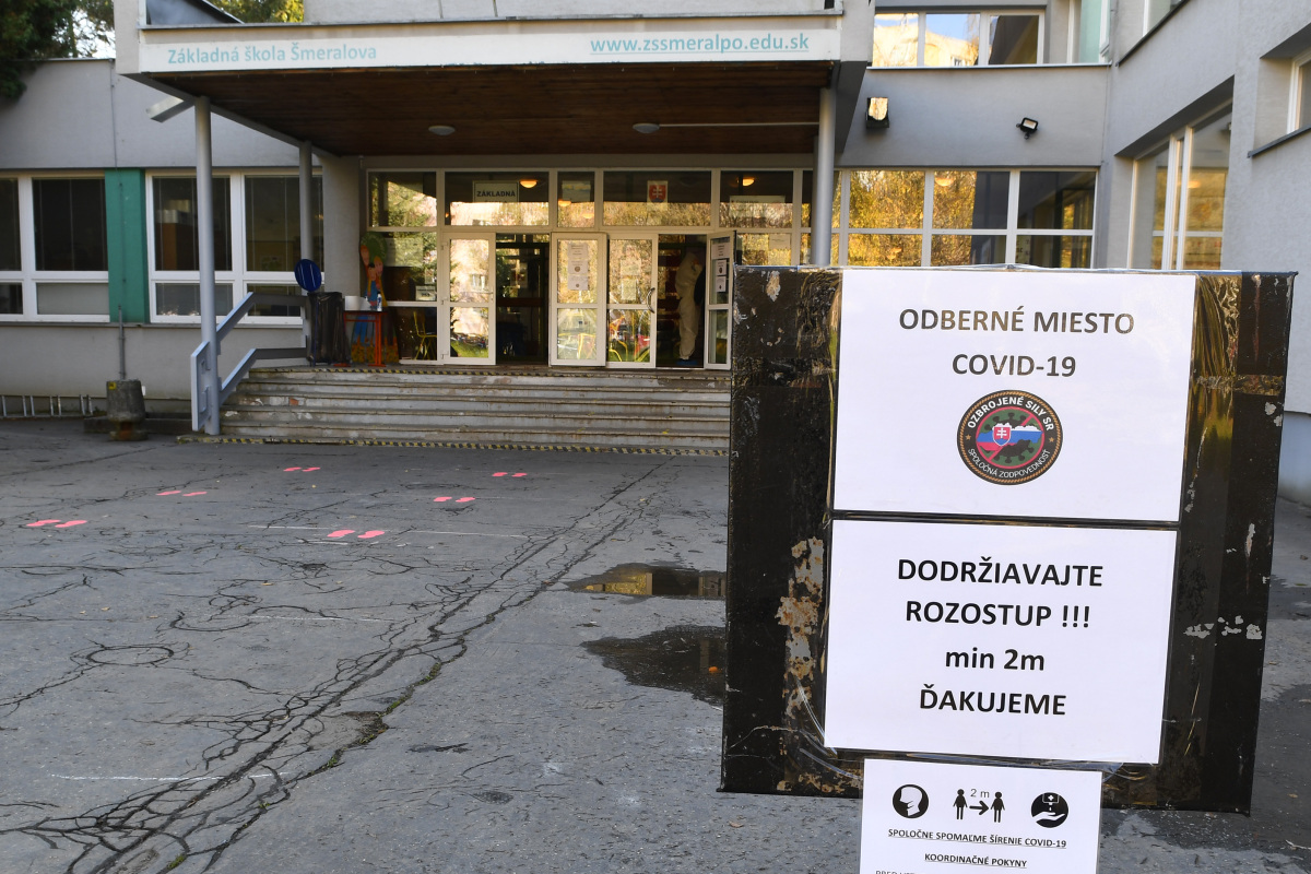 Celoplošné testovanie / Koronavírus /