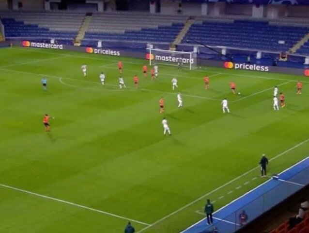 Basaksehir, Manchester United