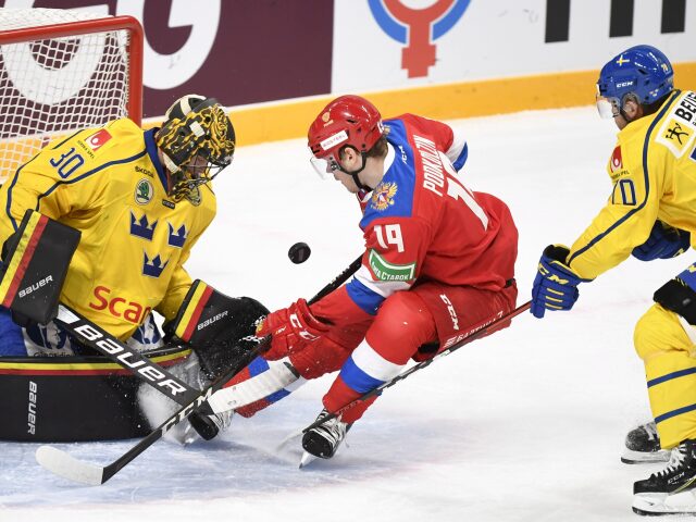 Vasilij Podkolzin, Samuel Ersson