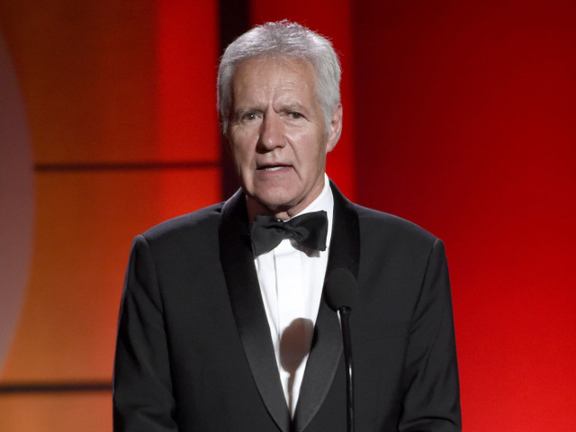 Moderátor Alex Trebek na zábere z roku 2017. 