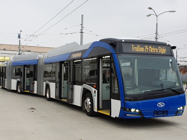 Solaris Trollino 24 Metro Style - hybridný trolejbus