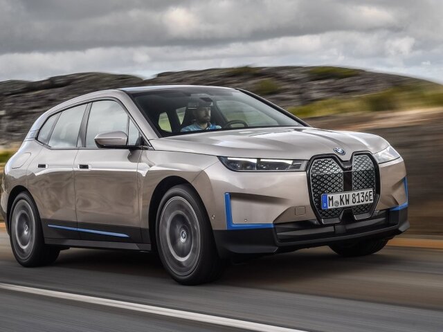 BMW iX - 2021