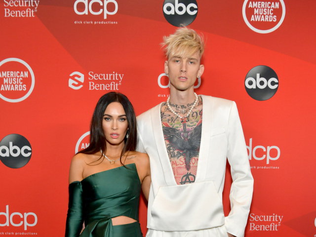 Herečka Megan Fox a jej partner Machine Gun Kelly.