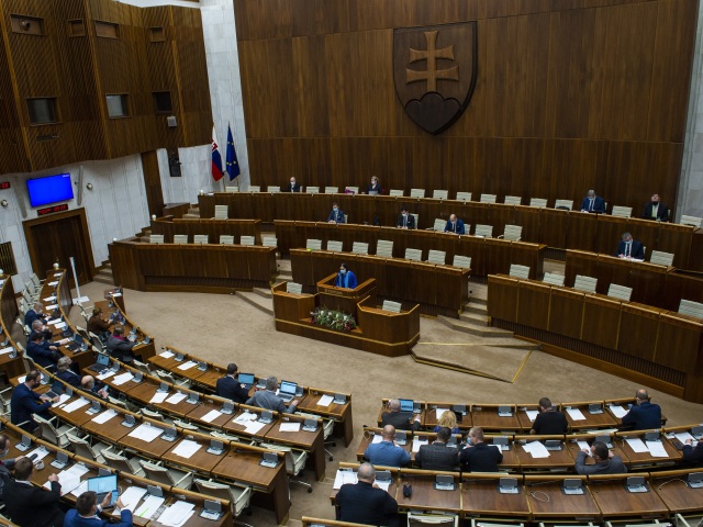 NR SR kolíková