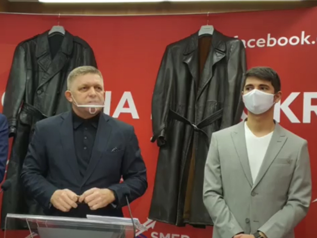 Robert Fico, Smer, "gestapácke" kabáty