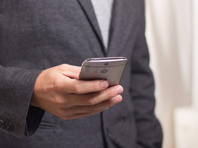 Hranie na mobile, pr clanok, nepouzivat