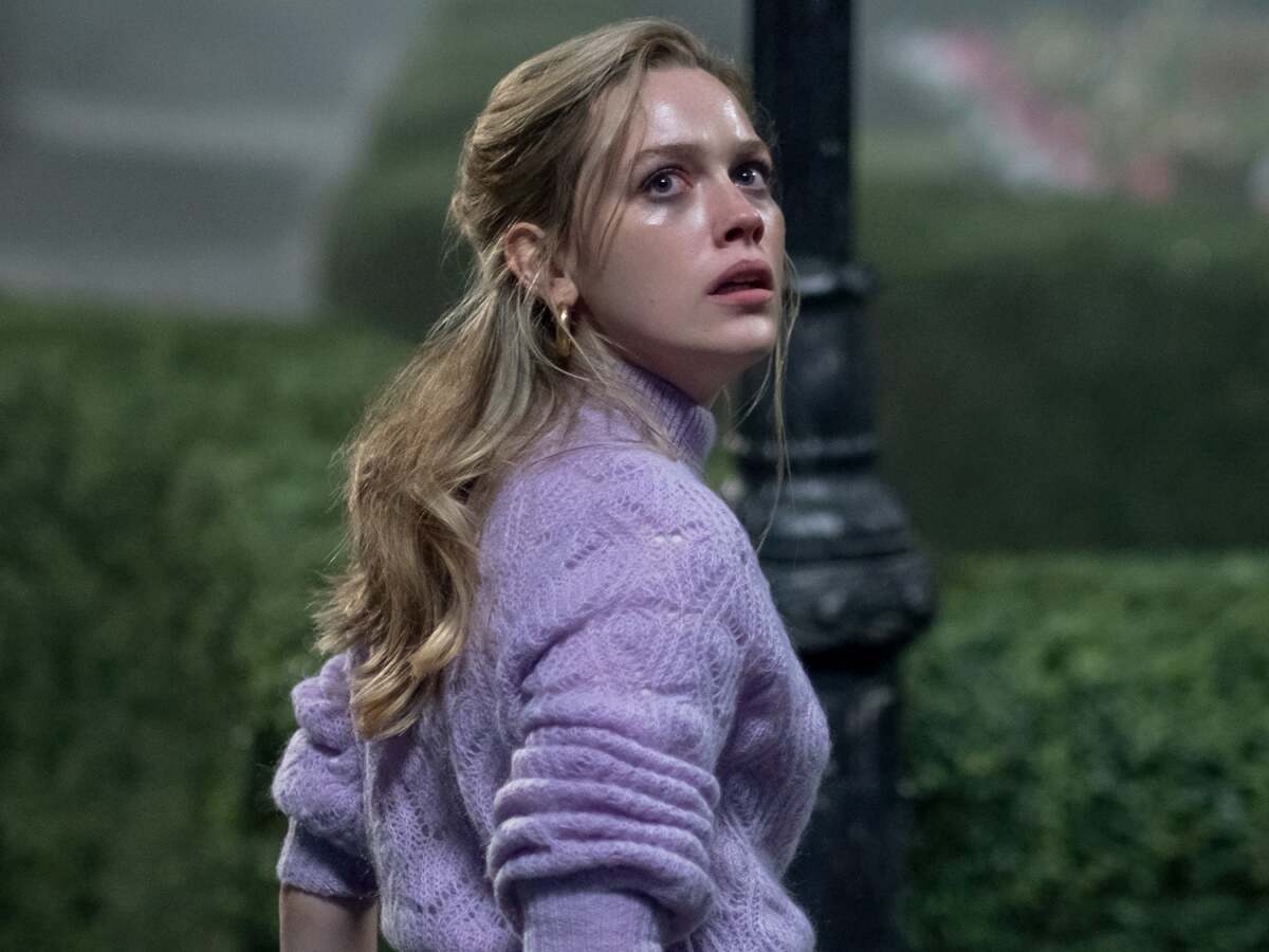 victoria pedretti, the haunting of bly manor,