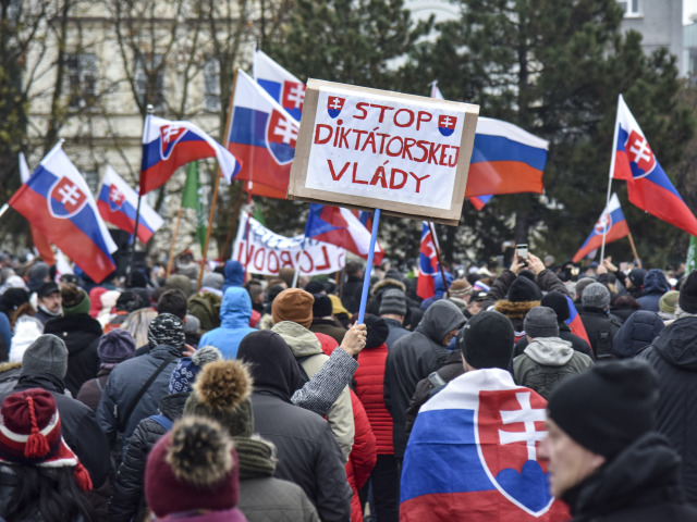 SR Bratislava protest protivládny BAX