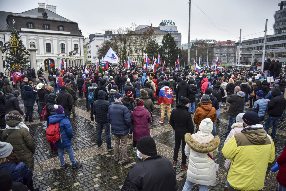 protivládny protest, ĽSNS