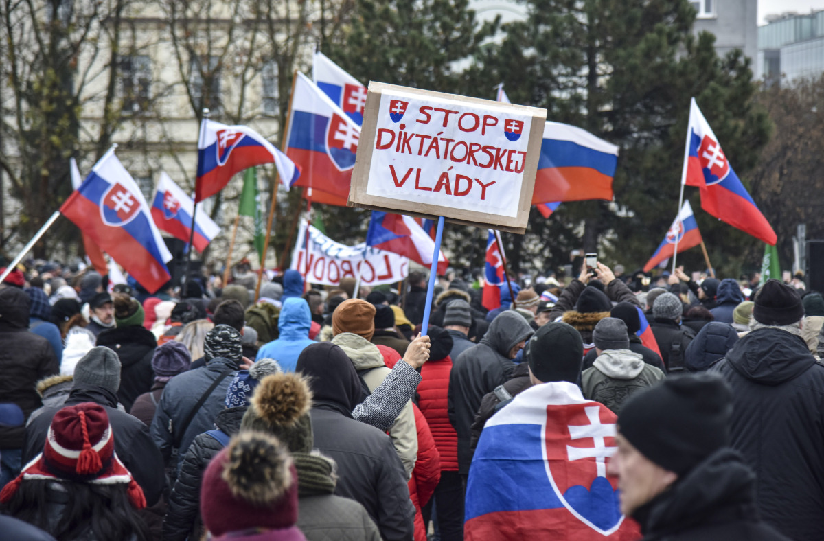 SR Bratislava protest protivládny BAX