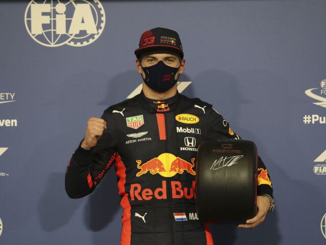 SAE Motorizmus F1 VC Abú ZabíVerstappen