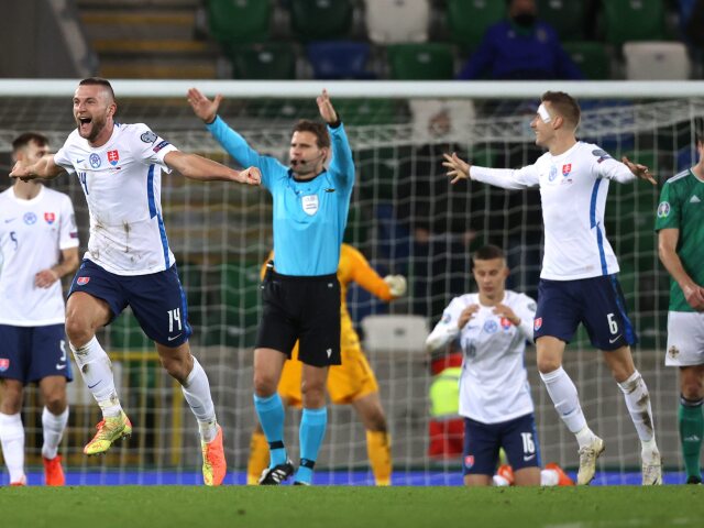 futbal slovensko škriniar