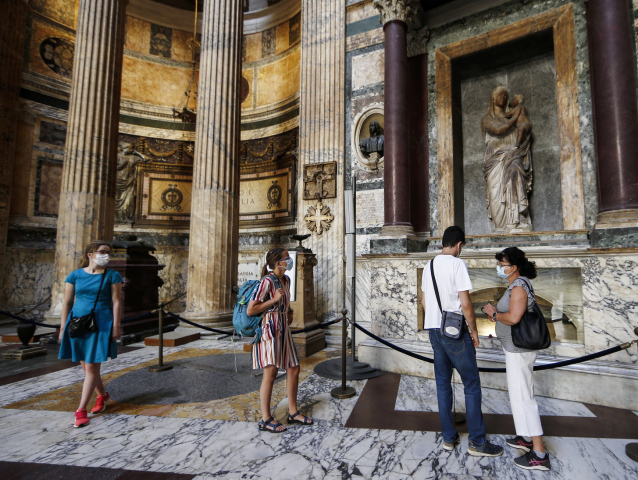 Taliansko koronavírus turizmus Panteón znovuotvorenie