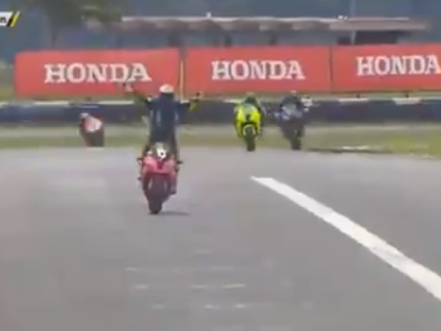 Superbike, motocykel