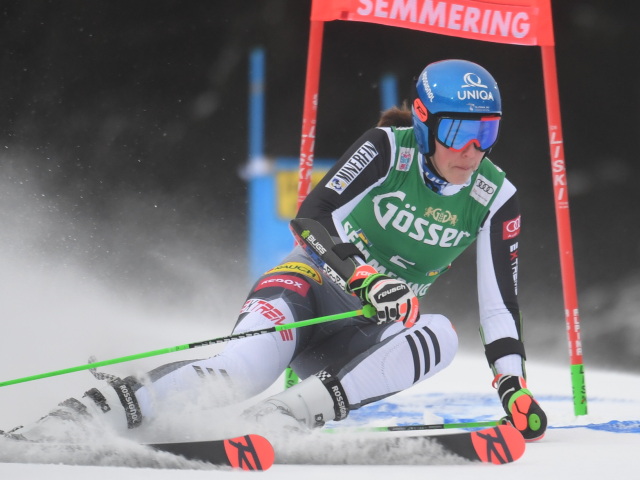 Rakúsko SR Lyžovanie SP obrovský slalom 1.kolo Vlhová