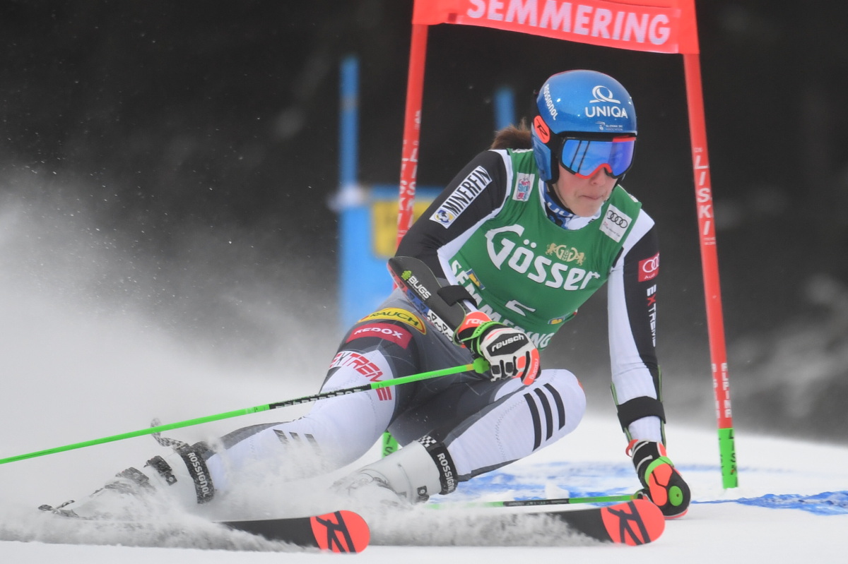 Lyžovanie SP obrovský slalom 1.kolo Vlhová