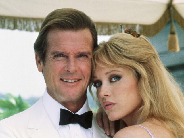 Roger Moore a  Tanya Roberts