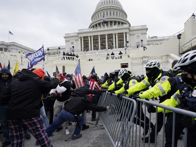 kapitol washington vzbura demonštranti trump protest