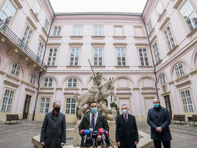 Matúš Vallo / Jozef Krúpa / Martin Zaťovič / Martin Chren /