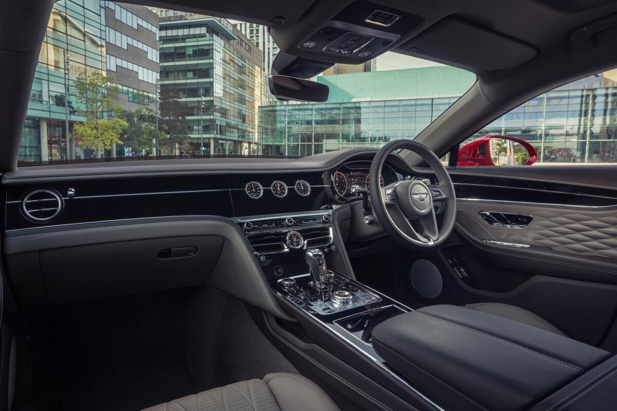 Bentley Flying Spur V8 - 2021