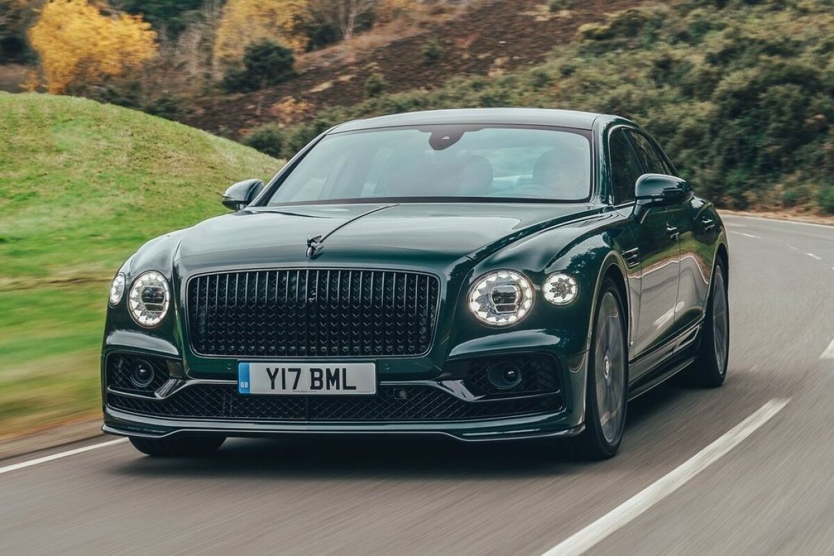 Bentley Flying Spur V8 - 2021