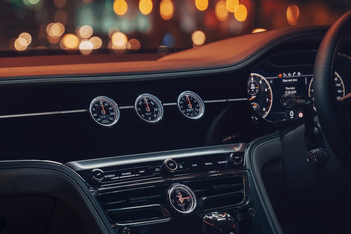 Bentley Flying Spur V8 - 2021