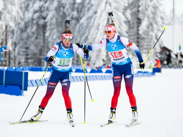 Paulína Fialková, Ivona Fialková
