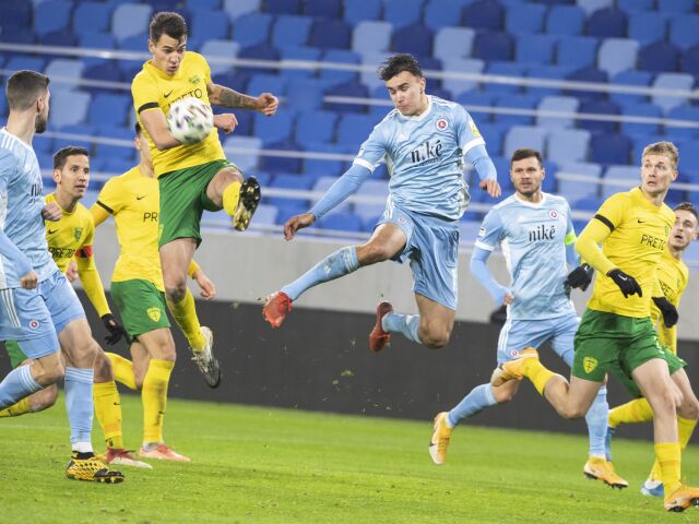 SR futbal FL 18. kolo Slovan Žilina BAX
